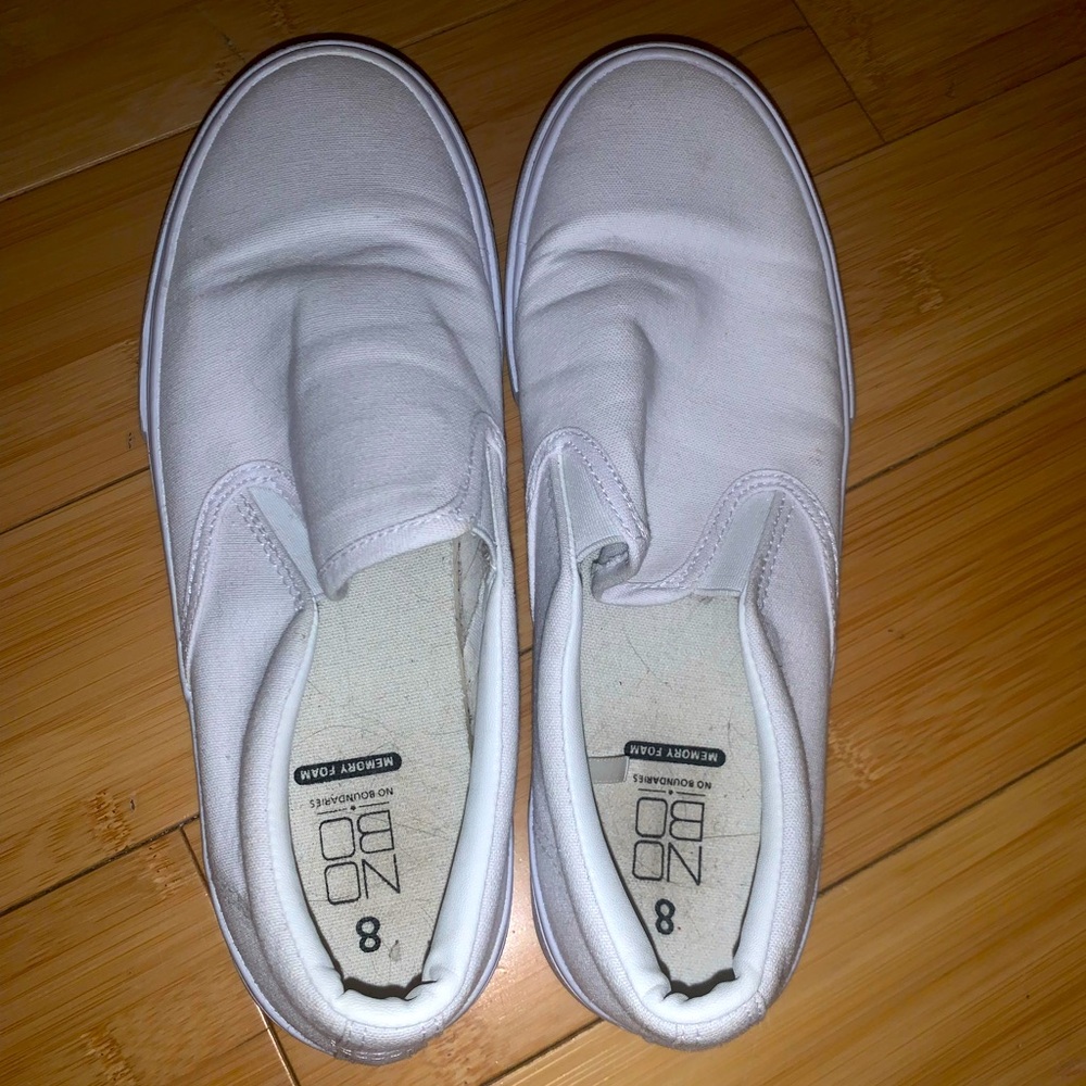 No Boundaries, white, slip on shoes, size 8, worn once